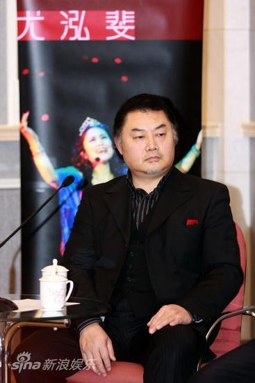 图文尤泓斐北大恳谈男低音歌唱家栾峰