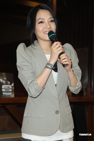 图文范晓萱为妈妈发片范晓萱卖力帮妈妈宣传