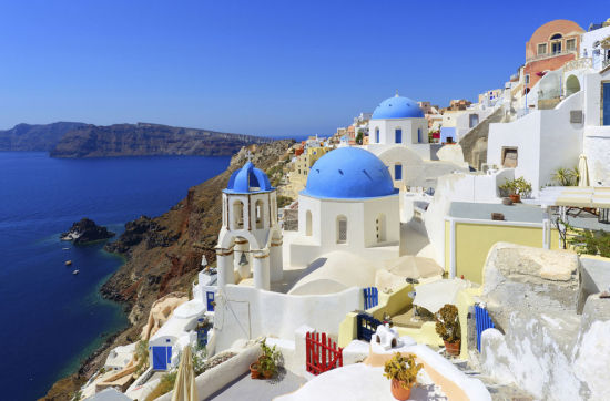 2. ʥСϣ(The village of Oia in Santorini, Greece)