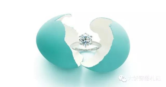 驰名钻戒万博虚拟世界杯品牌Tiffany带来斑斓力作T系列钻石戒指涌现魅力(图1)
