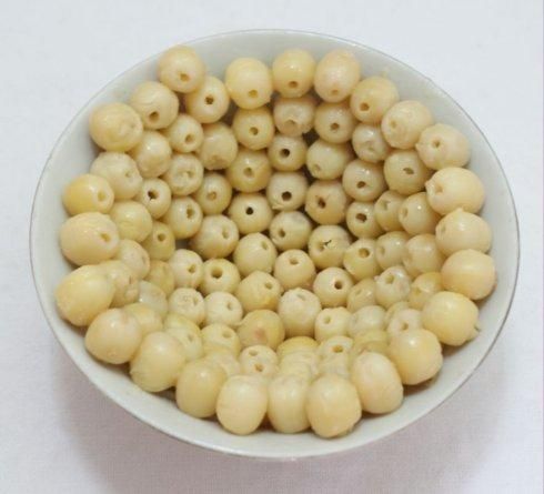 蒸熟的莲子