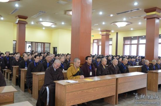 弘法班学员参加开学典礼（一）