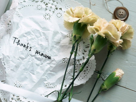 祝所有的妈妈：母亲节快乐！