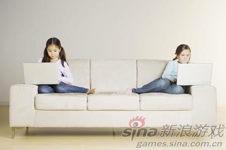 英国小孩每周玩8小时游戏 12.5%有iPad_网络游戏