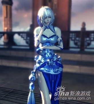 剑灵青花瓷时装展 性感天女演绎中国风-新浪剑