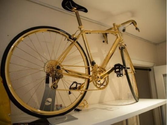 一部24K黄金版iPhone 6的诞生过程