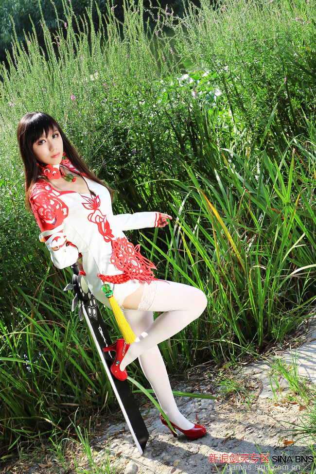 剑灵人族<em>女</em>剑士<em>风华</em>正茂时装COS大赏(5)-新浪