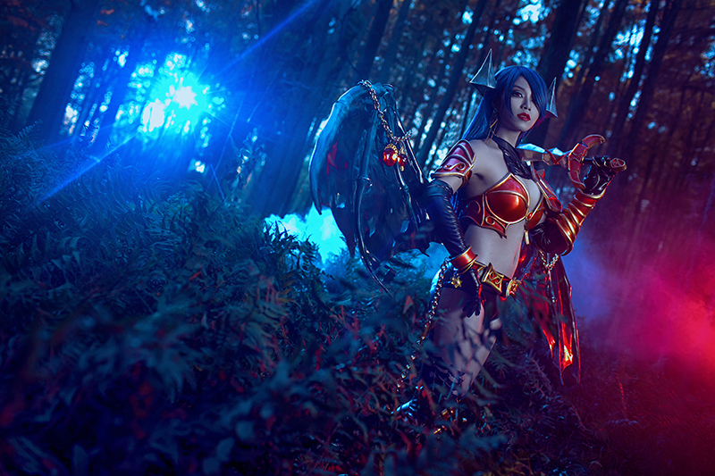 dota2玩家cosplay冷艳痛苦女王 不要太美