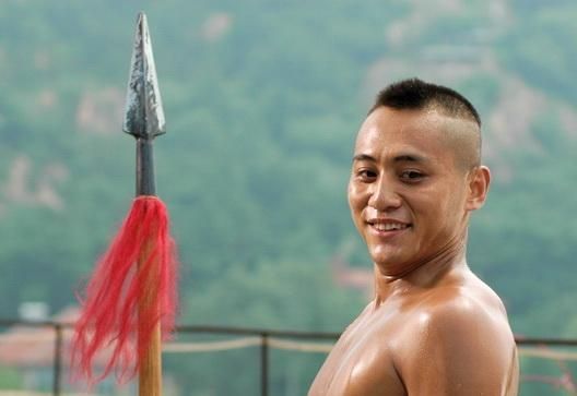 刘烨微博举报COC辱国玩家 国籍不明但很嚣张