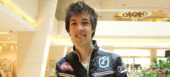 ר��Grubby�����ĸ������ռ��Ҹ�ϲ�����Ͻ���