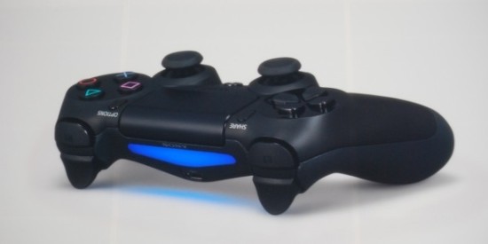 PS4手柄可连接PC:触摸板功能仍能实现_电视