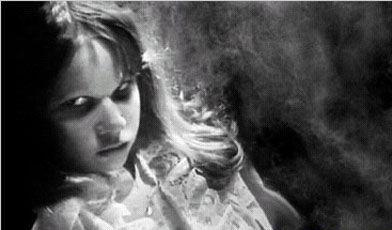 ����ħ�������еĵ�Ӱ����ѰNPC�Ǳ���Ĺ���