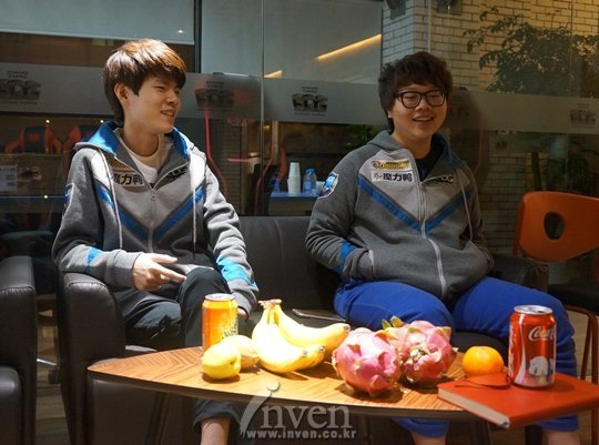 韩国外援Deft和Pawn采访:LOL中国仍难胜韩国