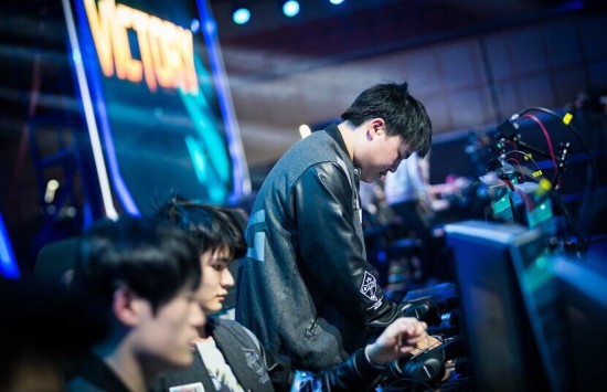 LPL�������عˣ�һͬ��֤�й�ս�ӳɳ�