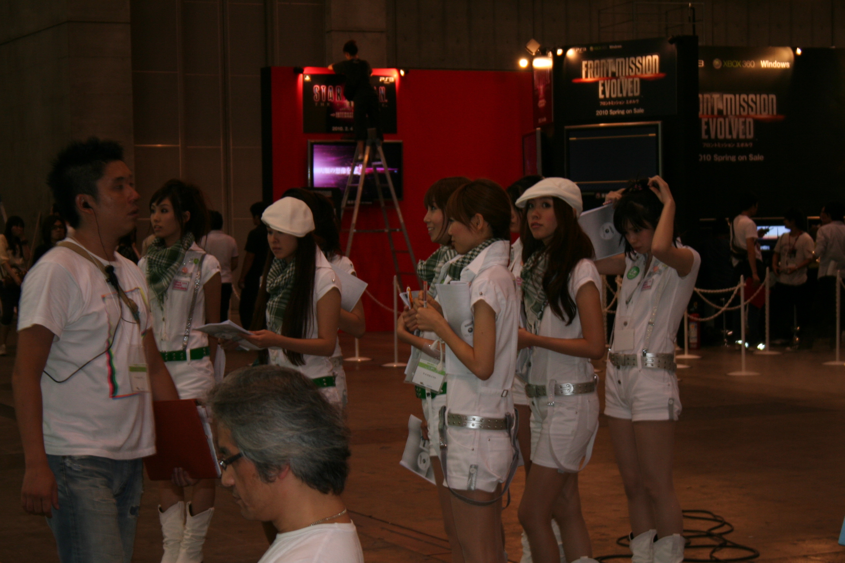 TGS09΢չ̨showgirl