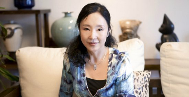 严歌苓新作讲述禁忌之恋 称曾想在学校