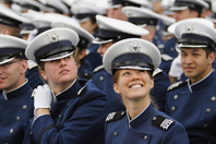 ��ͼ��3�о���������У�⿪С����������