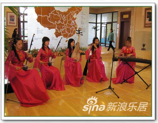 保利水韵长滩举行庆国庆迎中秋活动(组图)