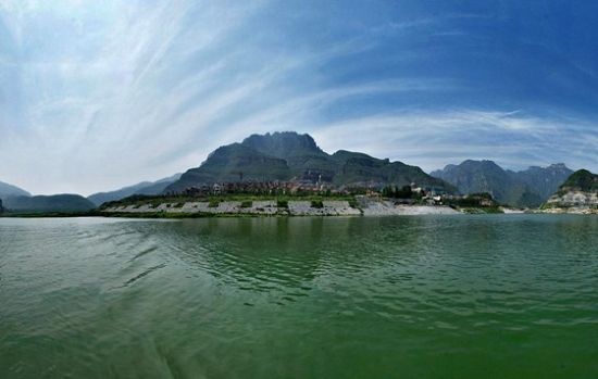 天鹅湖风景