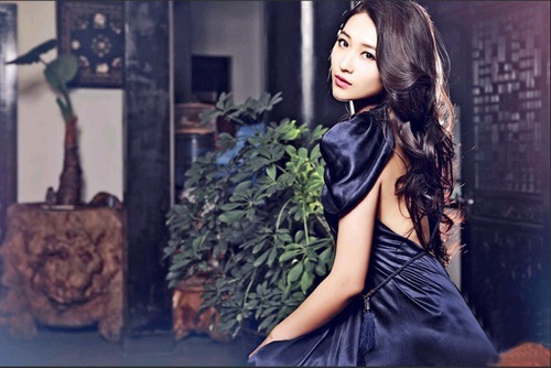 《<em>家有儿女</em>》小雪初长成 宁丹琳秀<em>性感</em>女人照