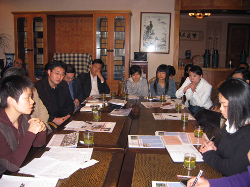金庸书友在云松书舍聚会 金庸书友在云松书舍聚会