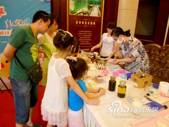 恒大雅六一儿童涂鸦及手工皂DIY上映(组图)_恒