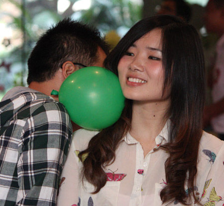 碧桂园城市花园平安一家亲单身联谊会完满落