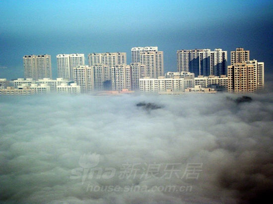 天津大雾城市恍如仙境 中北镇童话世界(组图)_