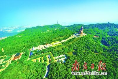 西樵山蓊绿一片,生机盎然。 西樵山蓊绿一片,生机盎然。