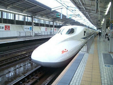 日本东海道新干线乘客人数连续减少3个月(图)
