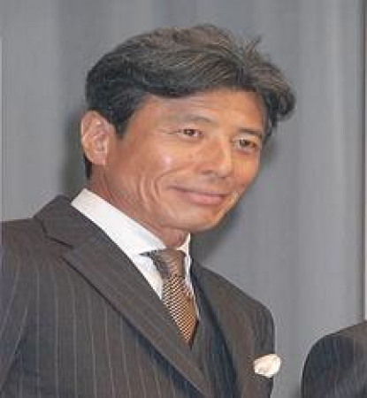 日本男星馆博由危险刑警变身戒烟刑警(图)