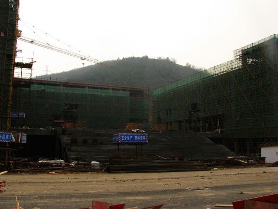 实探金陵中学仙林分校_导购