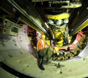 天津地铁服务升级 手机信号全覆盖