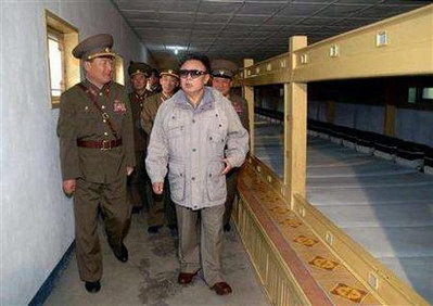 金正日要求朝鲜人民军集中力量进行军事训练