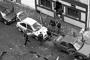 西班牙执政党大楼被炸 元凶疑为埃塔分裂组织