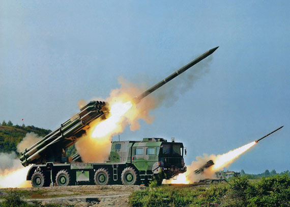 中国火箭炮运用北斗导航系统火力反应速度大增