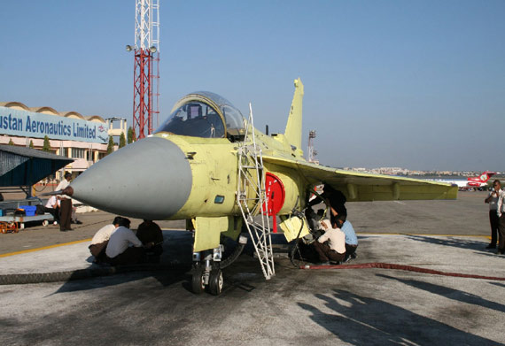印度國產LCA艦載型戰機將於2009年末首飛(圖)