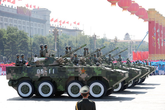Participates in China National Day reviews troops 8×8 the round type infantry to fight the vehicle regiment