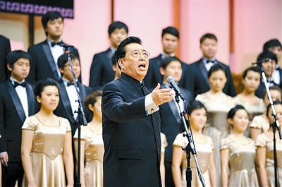 红星闪闪亮 光芒耀狮城 --红星合唱团新加坡访