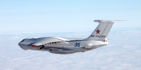 北约F-16坠毁酿惨剧：连撞数架战机数十人伤亡