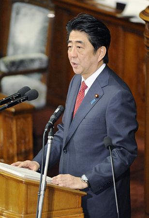 安倍施政演说为历史战布局：对华友好不提韩国
