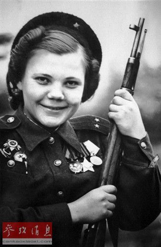 美媒盛赞二战苏联女狙击手：忠诚爱国杀敌上万