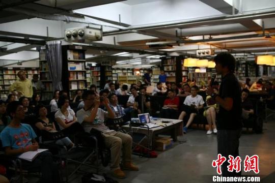 想当美国客栈老板娘？写篇好文章就有就机会