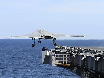 ��̱�����������X-47B����ս���ɹ��Ӻ�ĸ�������