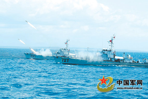 中国军情 正文  六月二十日,南海舰队某猎潜艇大队在某海域举行了一场