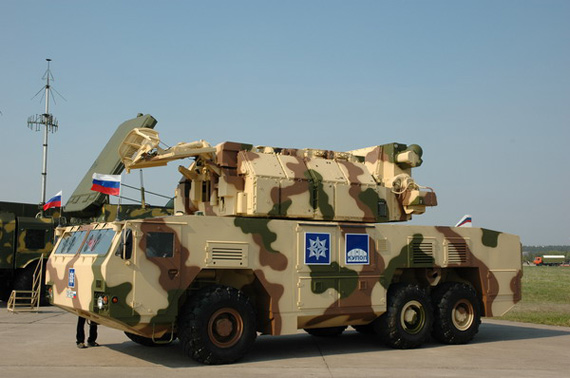 图文:俄罗斯展示道尔-M2防空导弹系统