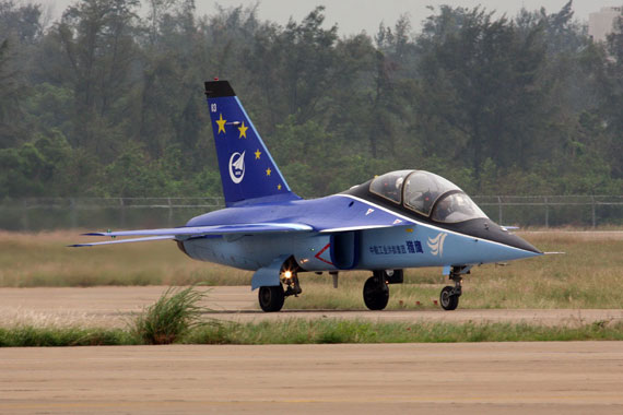 L-15ӥ߼