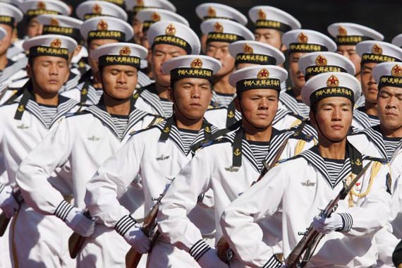 早在2005年法伦就坚持要求美军作战对中国开战准备