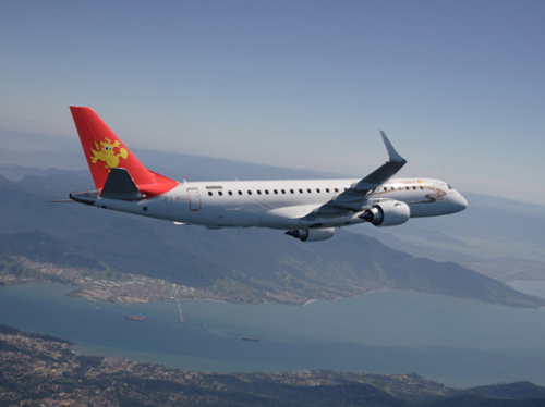 [新闻]巴西航空工业公司正式交付大新华快运E