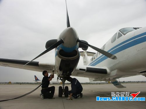 空中国王厉兵秣马急待起航前往舟曲测绘航拍